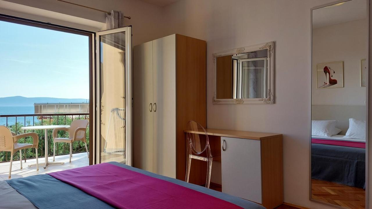 Apartments Denise Podgora Bagian luar foto