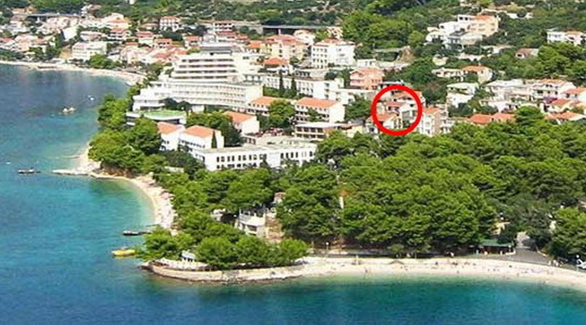 Apartments Denise Podgora Bagian luar foto